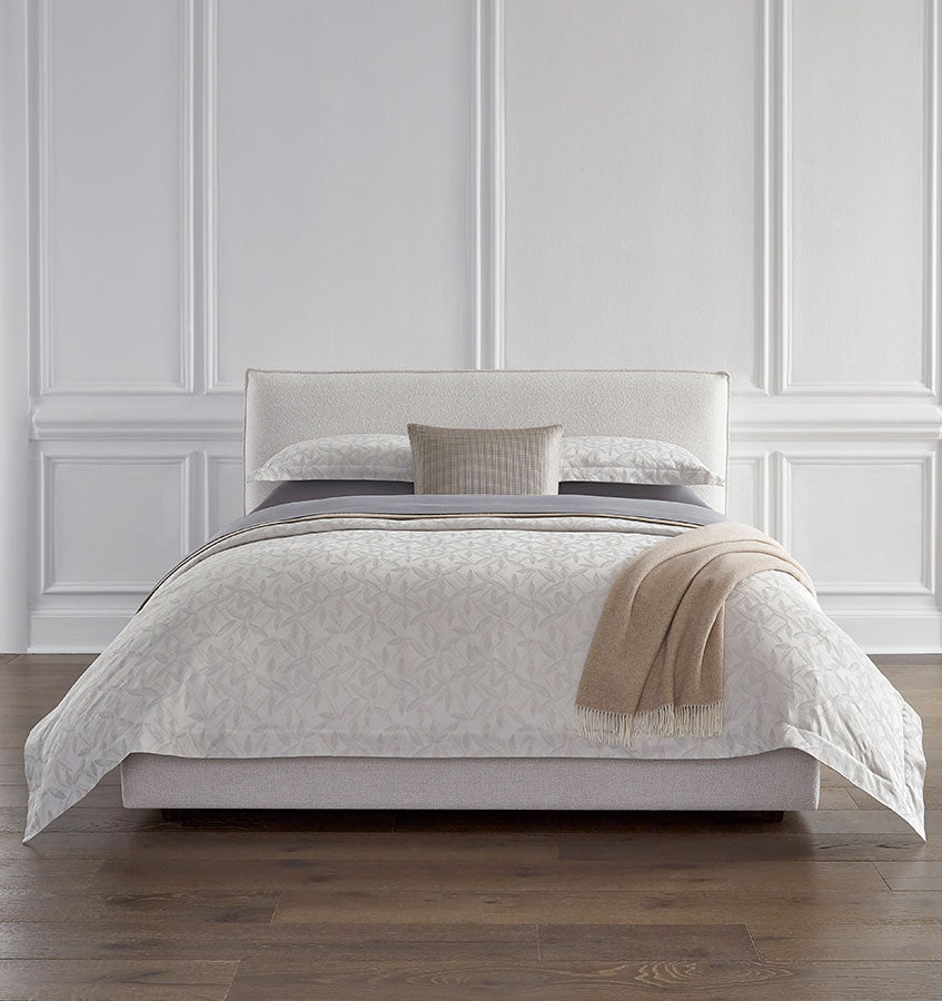 Vera Wang Luster Quilt deals Coverlet Comforter