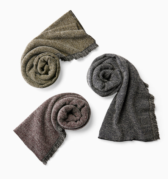 Gavia Scarf | Luxury Gifts & Décor | SFERRA