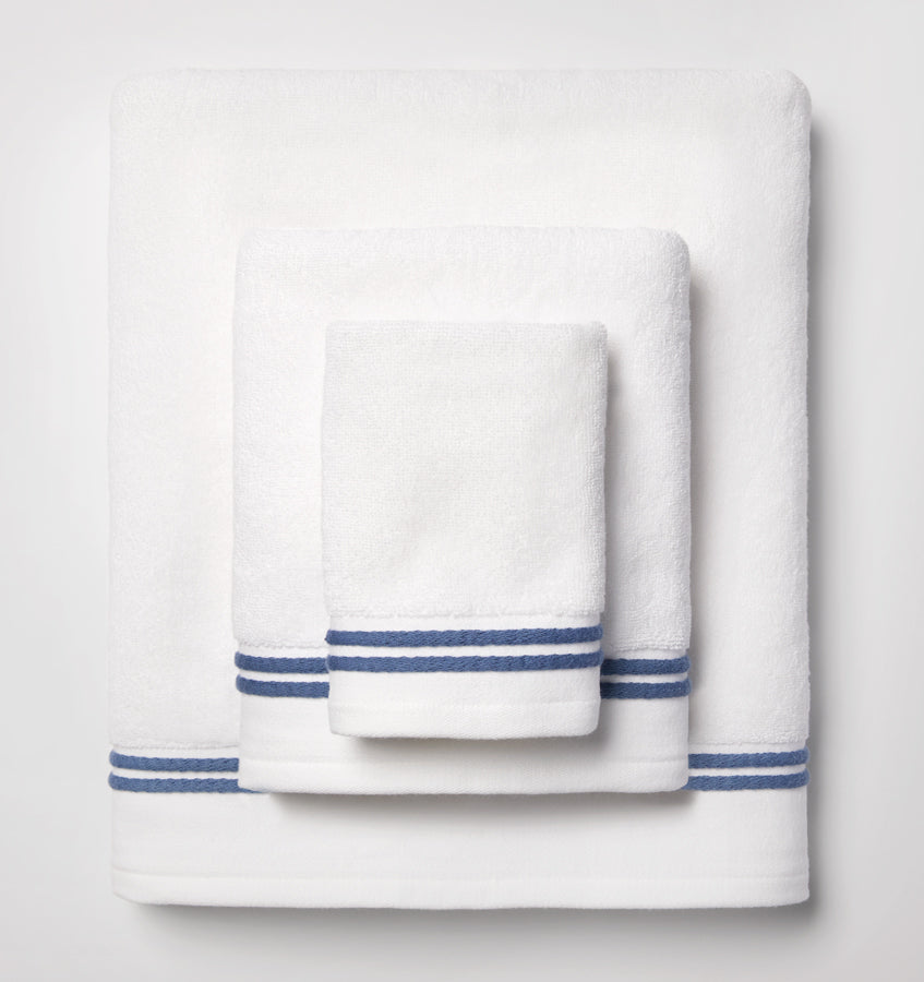 Sferra Bello Bath Towels (Dark Blue)